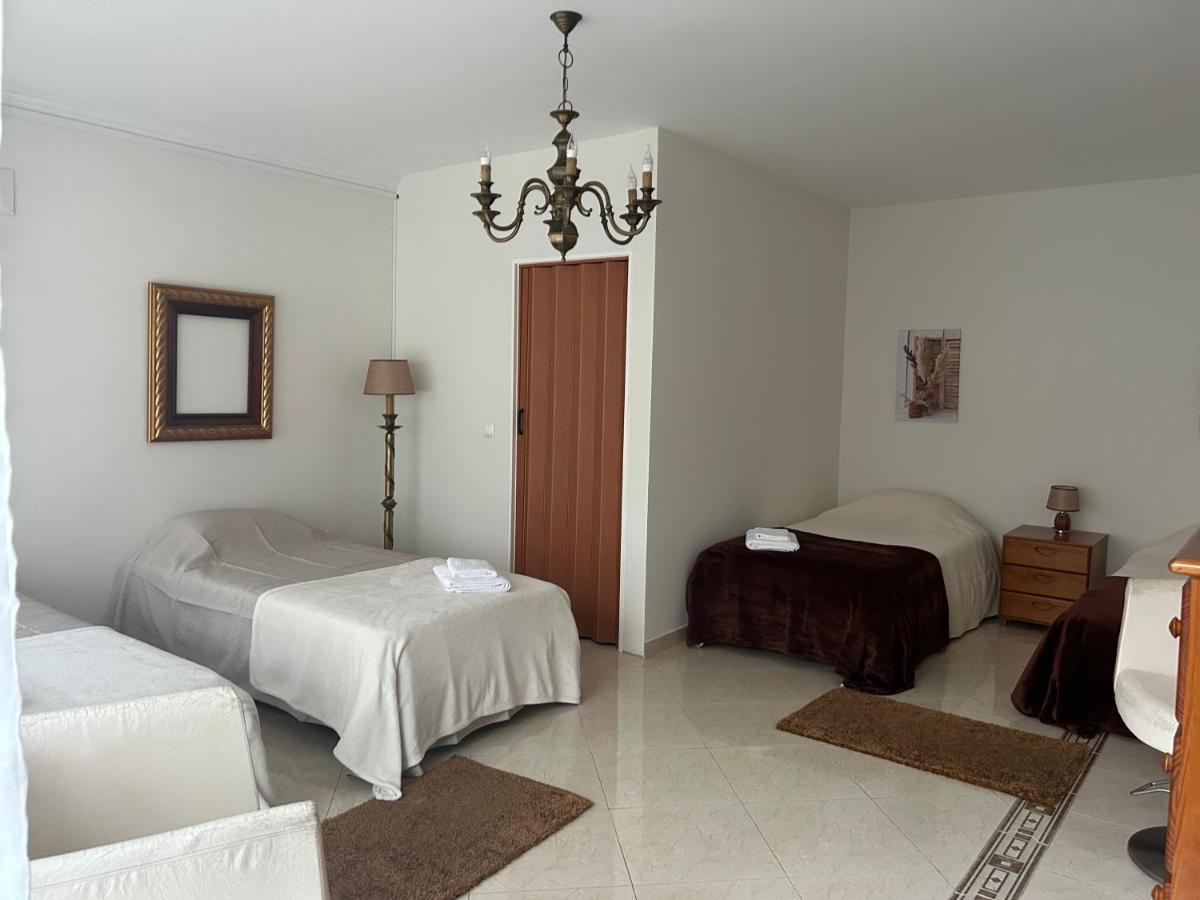 Alojamento Santa Catarina Hotel Alenquer Bagian luar foto