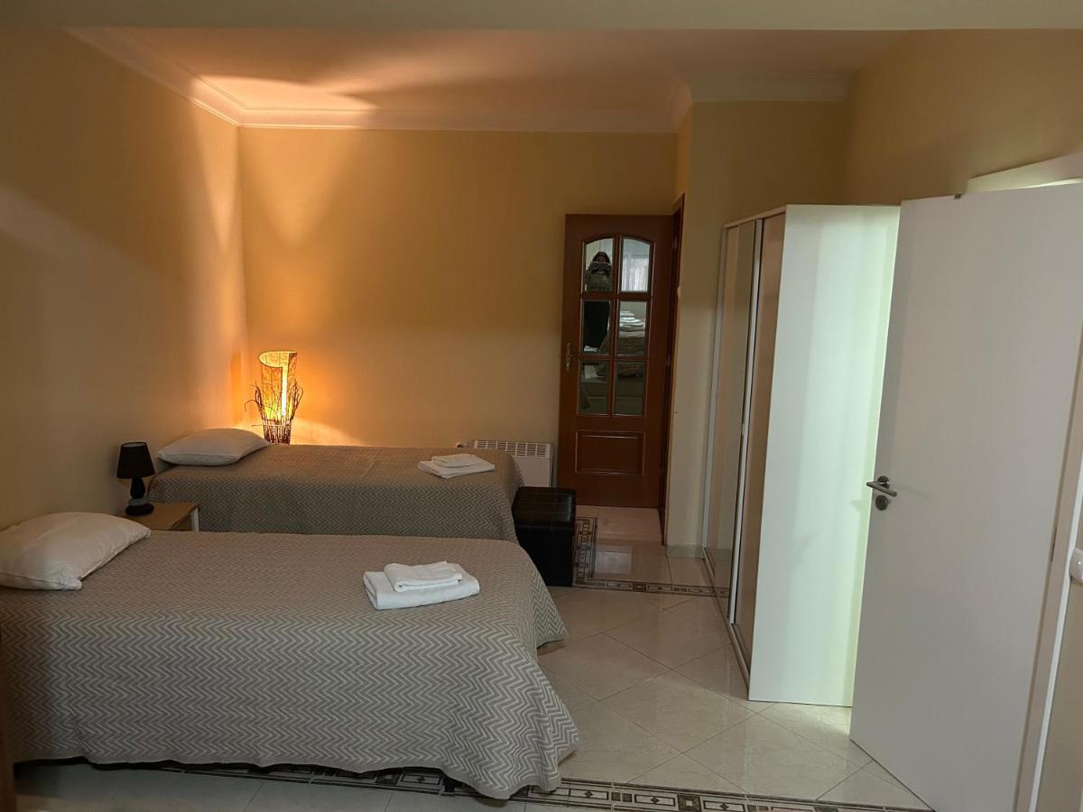 Alojamento Santa Catarina Hotel Alenquer Bagian luar foto