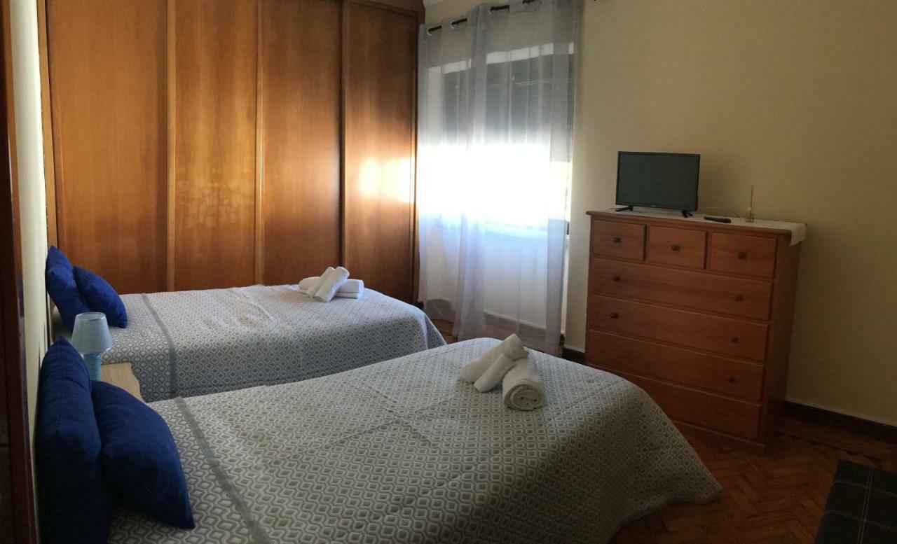 Alojamento Santa Catarina Hotel Alenquer Bagian luar foto