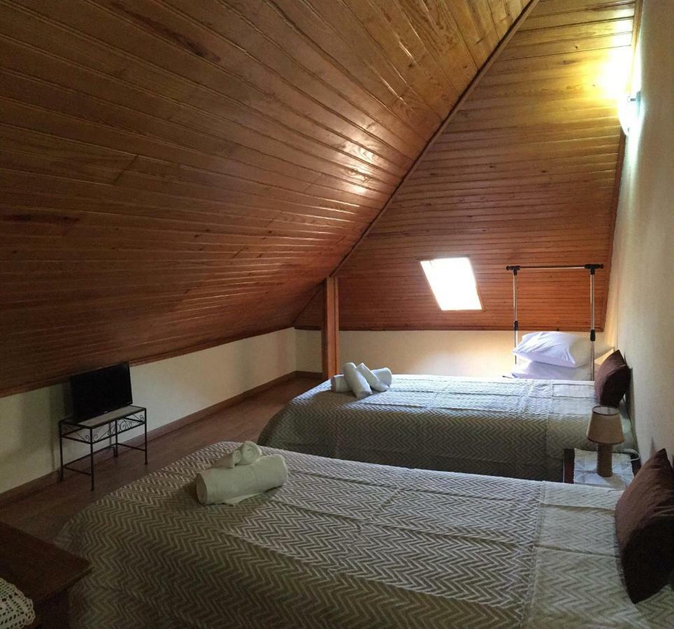 Alojamento Santa Catarina Hotel Alenquer Bagian luar foto