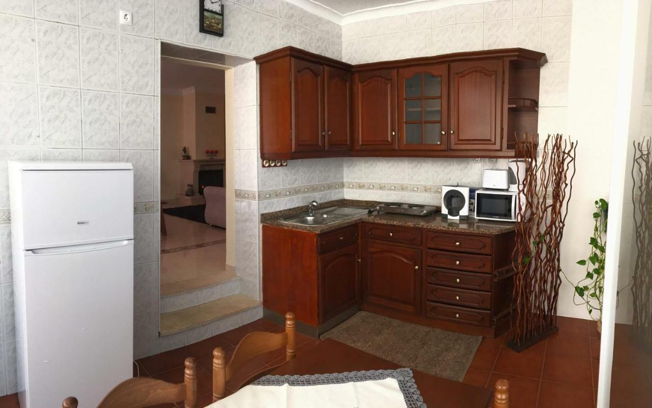 Alojamento Santa Catarina Hotel Alenquer Bagian luar foto