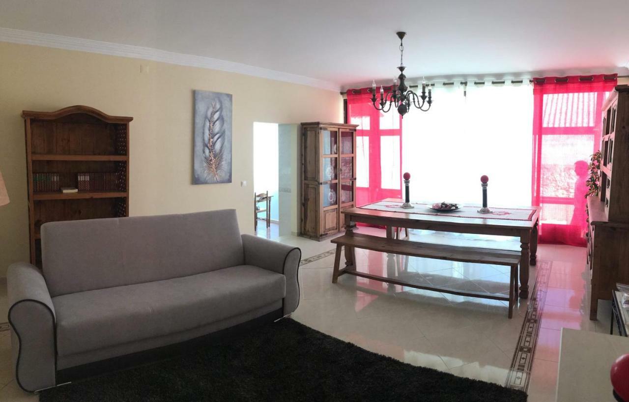 Alojamento Santa Catarina Hotel Alenquer Bagian luar foto